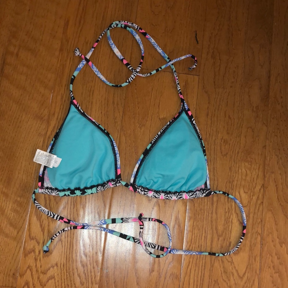 Aztec Patterned Triangle Bikini Top - Picture 3 of 3